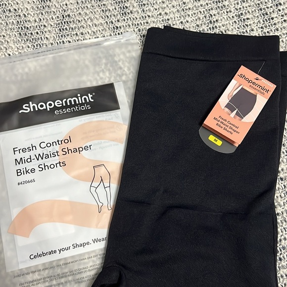 The Classic Shapermint Essentials Fresh Control Mid-Waist Shaper Bike Shorts - Picture 3 of 5